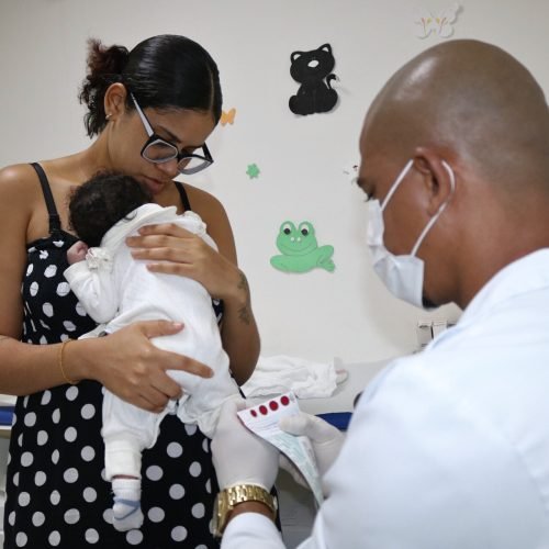 Teste do Pezinho: APAE de Salvador destaca papel do exame no diagnóstico precoce e na redução de riscos à saúde de bebês
