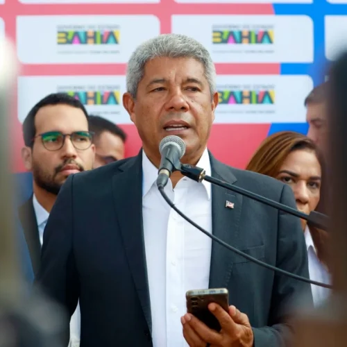 Governador Jerônimo faz duras críticas a ACM Neto