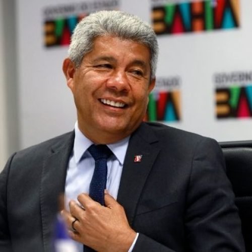 Governador Jerônimo sanciona lei que concede aumento salarial para servidores
