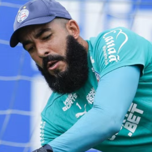 Goleiro Danilo Fernandes anuncia aposentadoria