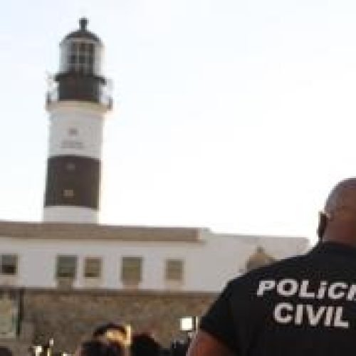 Polícia prende suspeito de Furto contra turista americana no Farol da Barra