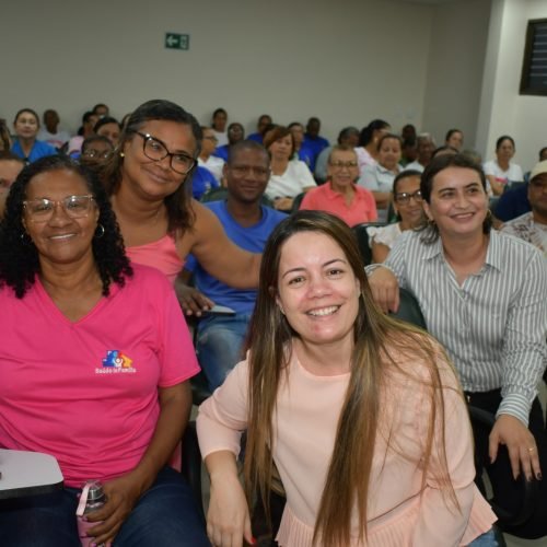 Agentes comunitários concluem curso sobre Redução da Mortalidade Materno Infantil em Alagoinhas