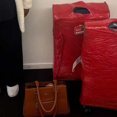 Passageira é presa em operação conjunta entre as polícias Civil e Federal com  oito quilos de cocaína