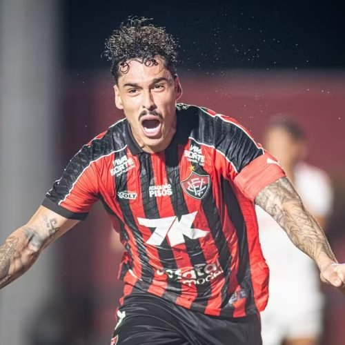 Vitoria vence internacional e sair da Zona de rebaixamento