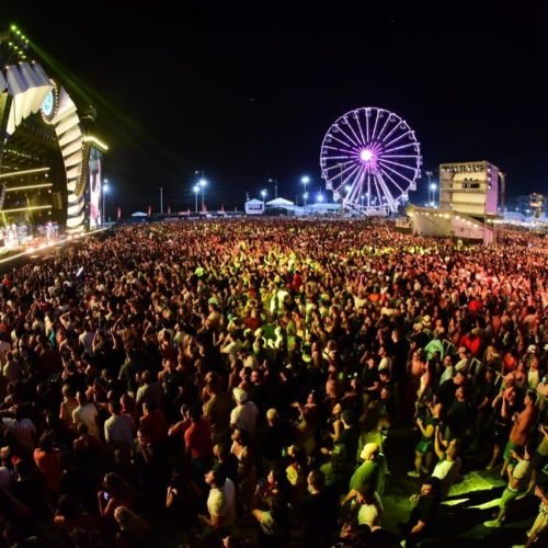 Salvador soma receita turística de R$337,2 milhões na virada Salvador e verão promete