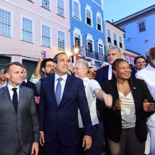 Prefeito Bruno Reis e presidente da França, Emmanuel Macron e participa de abertura do Festival Nosso Futuro França-Brasil