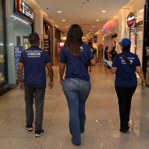 Codecon realiza Operação Natal no Shopping da Bahia e intensifica fiscalização no comércio de Salvador