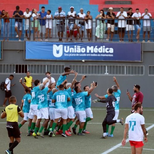Natal Show de Bola une futebol e solidariedade em Feira de Santana