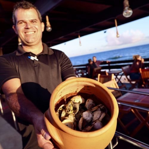 Nova Orla de Pituaçu aposta em gastronomia diversa e faz sucesso entre baianos e turistas