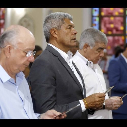 Jerônimo rebate Zé Ronaldo e cobra hospital municipal em Feira: “Não pode sentar na mesa e depois cuspir no prato”