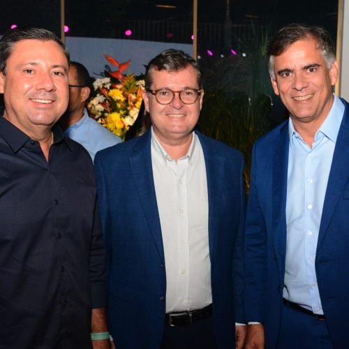 Sindicombustíveis homenageia revendedor