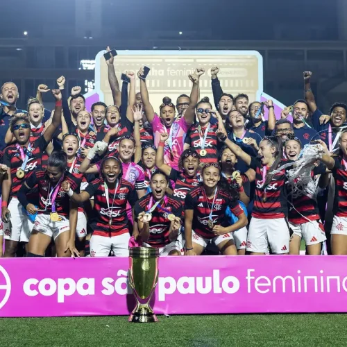 Flamengo goleia Grêmio e conquista Copinha Feminina