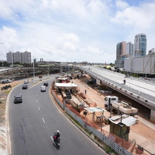 Av. ACM, exigirá mudanças no fluxo de veículos na Av. Tancredo Neves