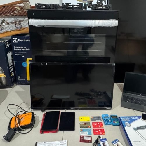 Operação Vitrine prende ex-funcionária de loja por fraudes em cartões em Eunápolis