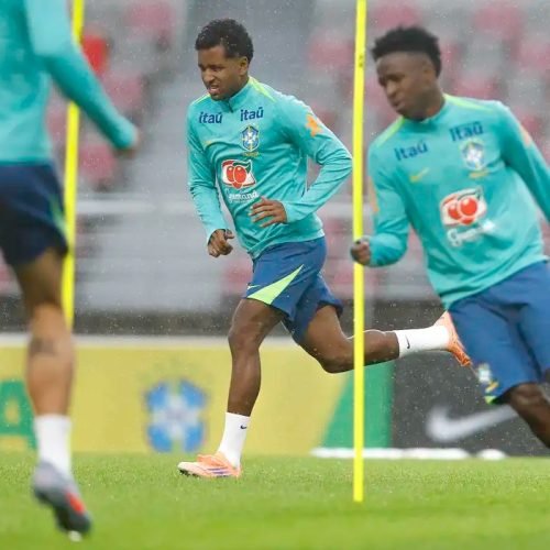 Ancelotti comanda 1º treino da seleção na Coreia do Sul para amistosos