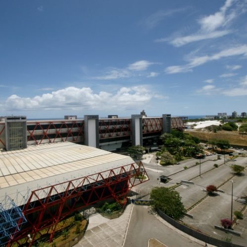 Secretaria da Administração publica edital para leiloar antigo Centro de Convenções