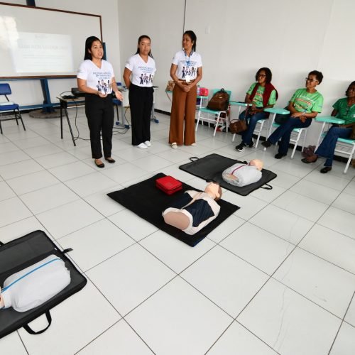 Agentes comunitários de saúde de Alagoinhas participam de formação em primeiros socorros