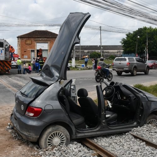 Alagoinhas realiza simulação de acidente ferroviário em iniciativa de segurança no trânsito