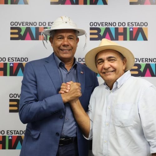 Governador autoriza pavimentação e discute investimentos com prefeito de Santa Rita de Cássia