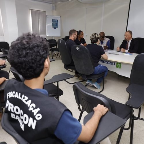 Governo da Bahia pagou parcelas de reajustes a 43 mil servidores nesta quinta-feira (30)
