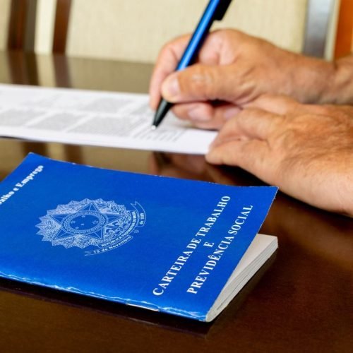 Bahia lidera geração de empregos no Nordeste com mais de 45 mil vagas formais em 2026 e supera desempenho nacional