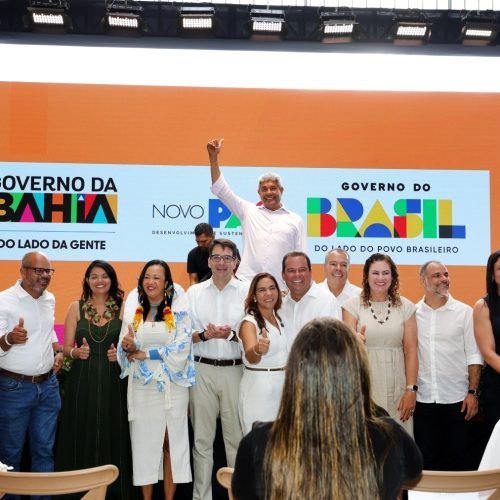 Governo do Estado anuncia pacote de investimentos de cerca de R$ 6 bilhões e autoriza obras que beneficiam mais de 160 municípios baianos