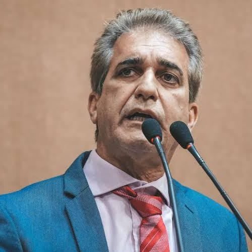 “Salvador está abandonada”, afirma Robinson Almeida após TV de ACM Neto revelar descaso com os cemitérios públicos municipais