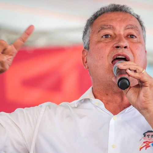 Rui acusa ACM Neto de esconder apoio ao bolsonarismo e diz que Lula governa a partir da realidade do povo