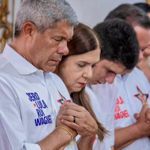 Jerônimo inicia campanha sob as bênçãos do Senhor do Bonfim
