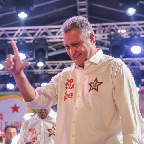 ”O povo brasileiro vai eleger Lula no primeiro turno”, afirma Rui Costa em Ribeira do Pombal  