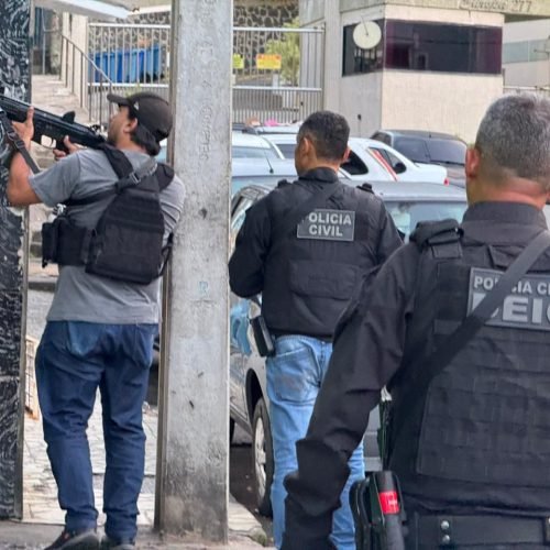 Seis prisões: Operação Lighthouse combate grupo suspeito de extorsão e tráfico de drogas na região da Barra, em Salvador