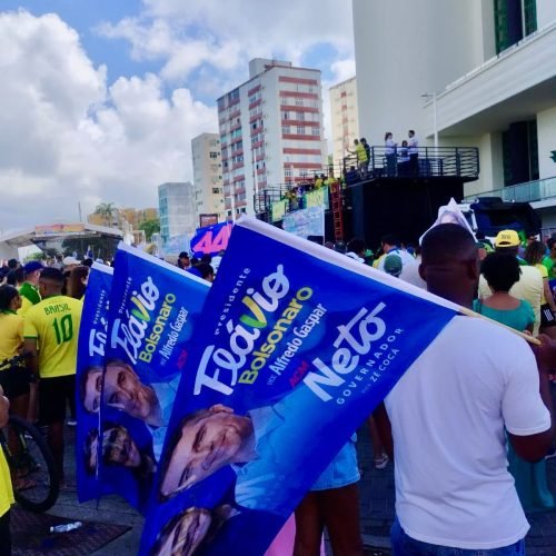 Ato bolsonarista no Dia da Independência na Barra reúne apoiadores e movimenta cenário político em Salvador