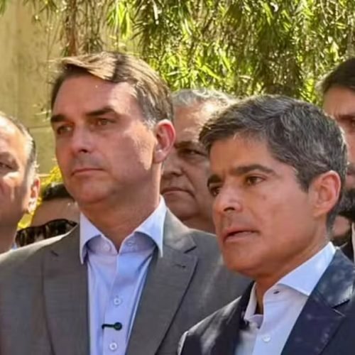 Nova reportagem do UOL aprofunda papel de ACM Neto no esquema do Banco Master com dinheiro de aposentados