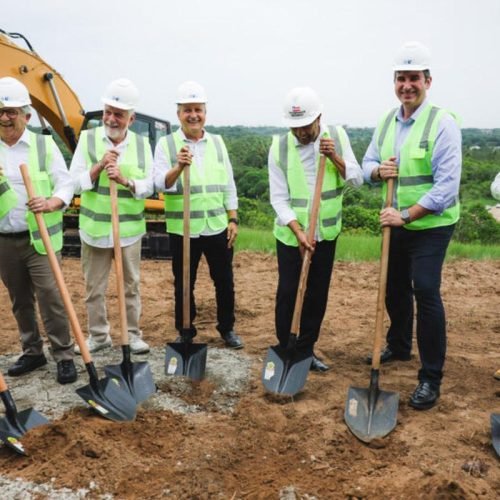 Com presença do governador, City Football Gruop inicia obras no maior CT da América Latina