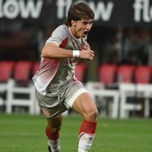 Bahia confirma a contratação do lateral argentino