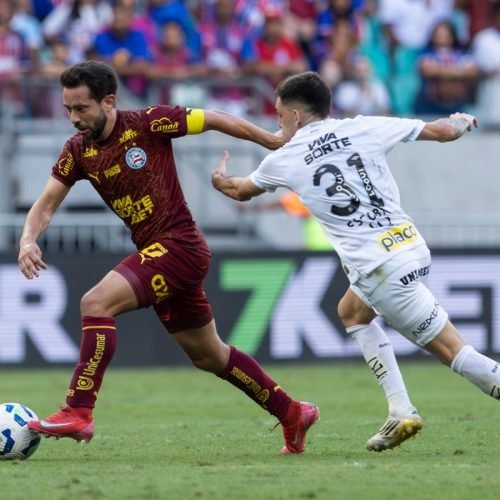 Bahia tenta manter força na Fonte Nova contra Santos pressionado no Brasileirão