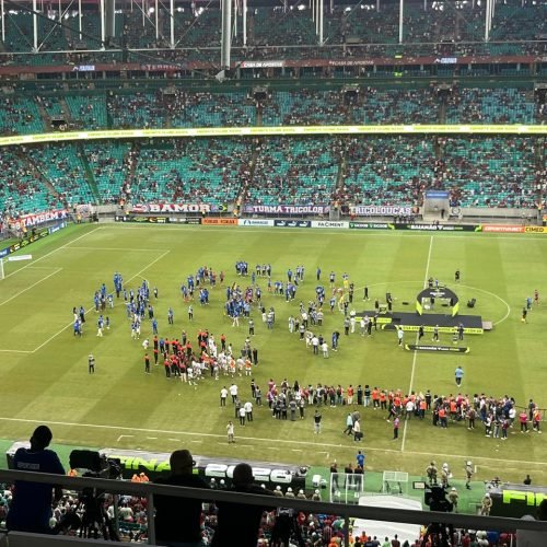 Bahia conquista o título do Baianão e faz a festa da torcida tricolor
