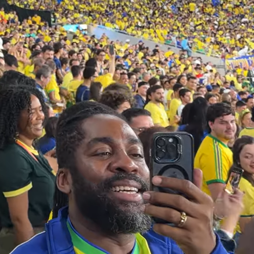 Gabi Martins vive as emoções do Maracanã próxima a Lázaro Ramos antes de viajar aos Estados Unidos
