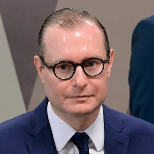 Zanin aciona Justiça Eleitoral após vazamento de dados sigilosos em candidatura de Dallagnol