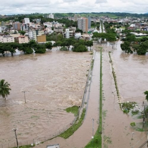 Chuvas intensas mantêm litoral da Bahia com risco de alagamentos e deslizamentos, alerta Inema