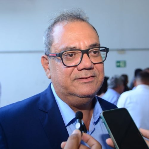Carlos Muniz (PSDB) diz que vai ficar difícil para ACM Neto