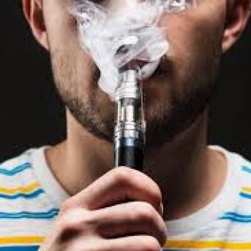 Cigarros eletrônicos podem agravar asma, rinite e DPOC, alerta ASBAI 