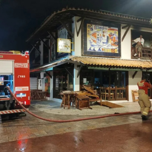 Criança de três anos morre em incêndio em Praia do Forte
