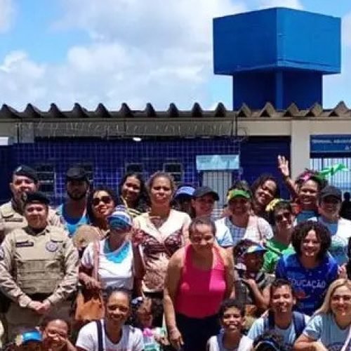 Batalhão Escolar da PMBA realiza Operação Volta às Aulas 2026