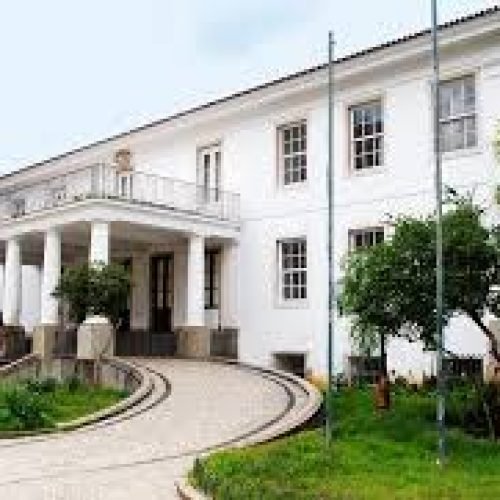 Candidato à Reitoria da UFBA se envolve em polêmica após chamar estudante de “energúmeno” em debate