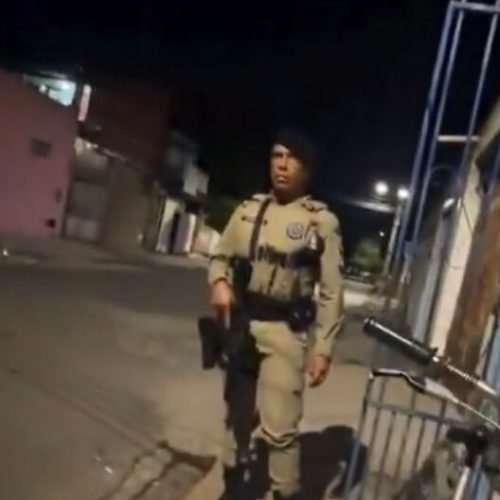 Policial é afastado após agredir mulher durante abordagem na Bahia