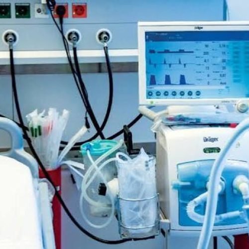 TCE aponta “erros grotescos” de Rui Costa na compra de respiradores e cobra devolução de R$ 48,7 milhões