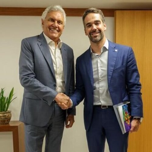 Pedido de desculpas de Eduardo Leite a Caiado acende alerta sobre disputa interna na direita