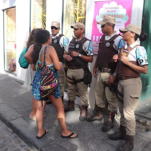 Batalhão de Policiamento Turístico da PM disponibiliza atendimento em cinco idiomas durante o Carnaval
