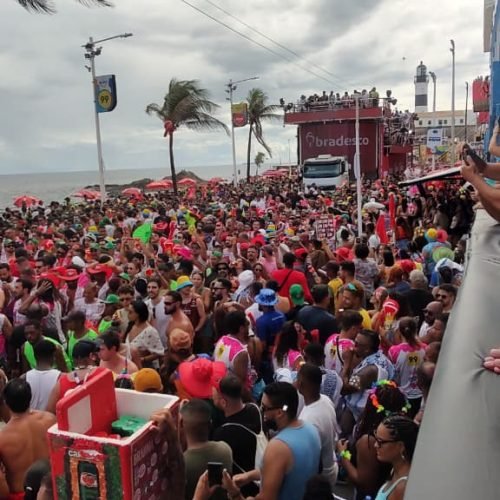 Iveta ”Vampirinha” fazendo bonito na passagem do coruja